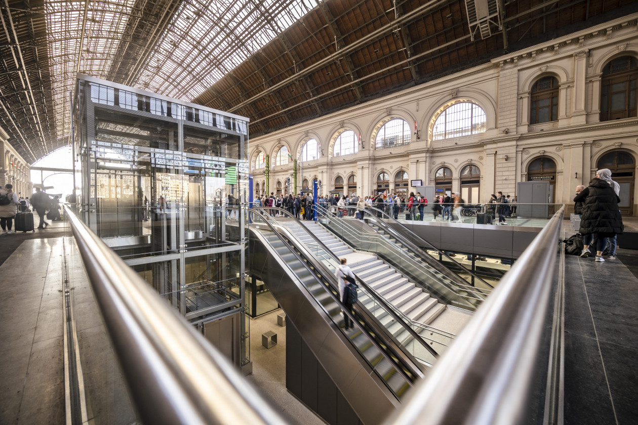 Megnyílt Az új Utascentrum A Keleti Pályaudvaron | MÁV-csoport